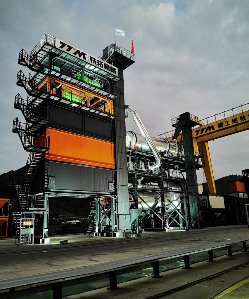 bauma CHINA 2020前夕，鐵拓機(jī)械泉州設(shè)備展區(qū)喜迎首批嘉賓蒞臨